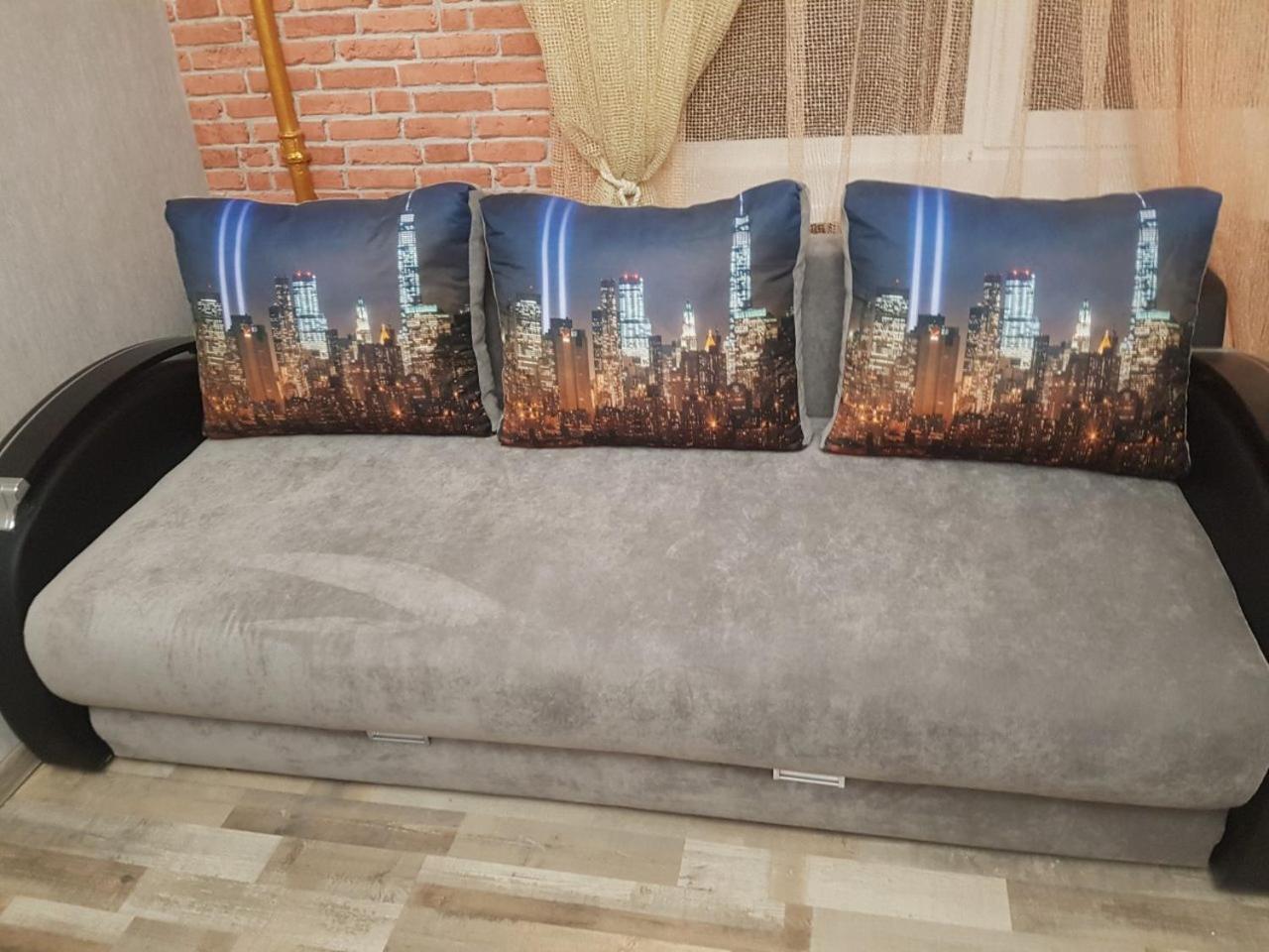 Apartment New York Street เครเมนชุก ภายนอก รูปภาพ